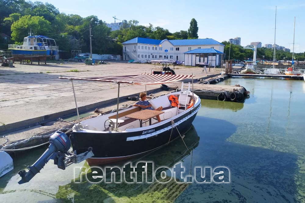 Увеличить фото подарочного сертификата на моторный катер для рыбалки в Одессе Подарочный сертификат на моторный катер для рыбалки в Одессе