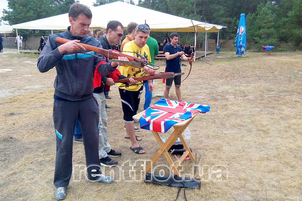 Увлекательный аттракцион Луки и Арбалеты