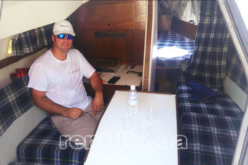 Enlarge photo of the saloon of sailing yacht Aquilon Saloon of sailing yacht Aquilon