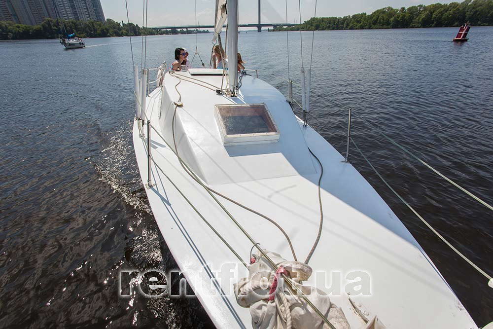 Enlarge photo of the bow of sailing yacht Arwen The bow of the sailing yacht Arwen