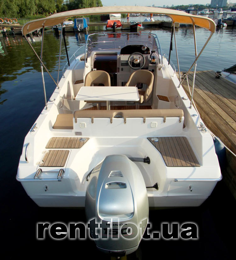 Збільшити фото корми катера Атлантик-650 Корма катера Атлантик-650