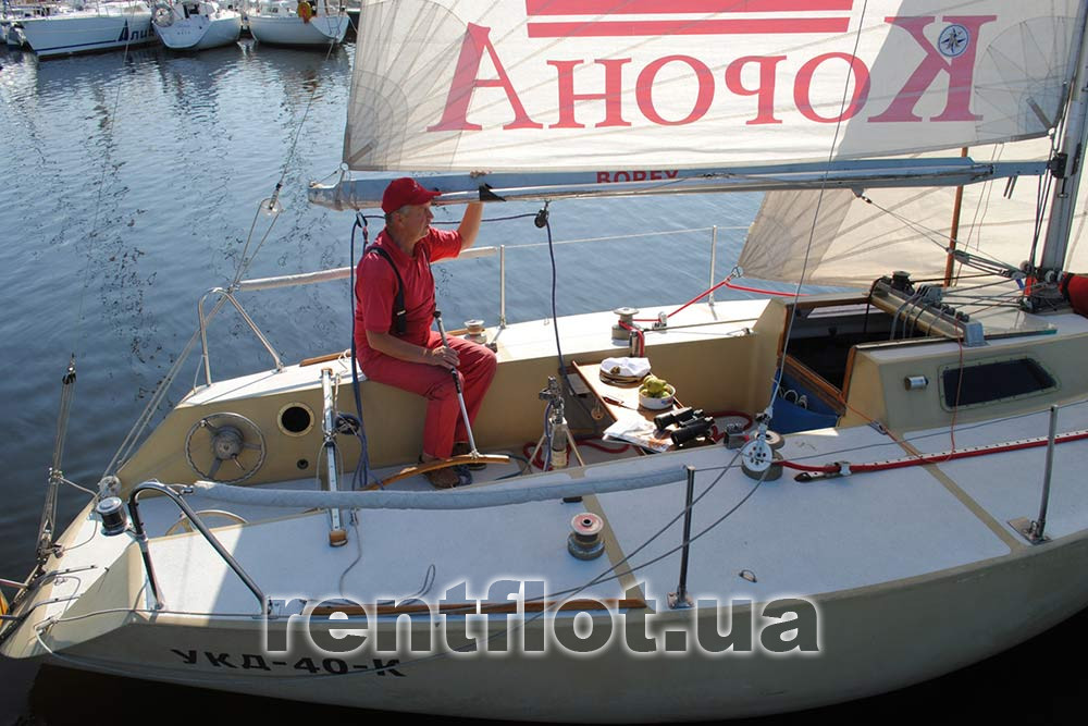 Увеличить фото выхода парусной яхты Борей из яхт-клуба Выход парусной яхты Борей из яхт-клуба