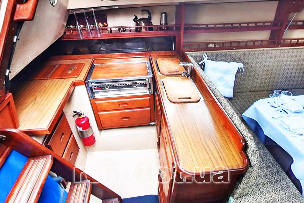 Enlarge photo of the galley of sailing yacht Catalina Galley of sailing yacht Catalina