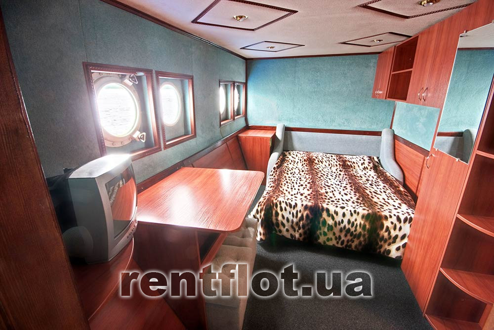 Enlarge photo of a double cabin on the motor ship Edem Double cabin on the motor ship Edem