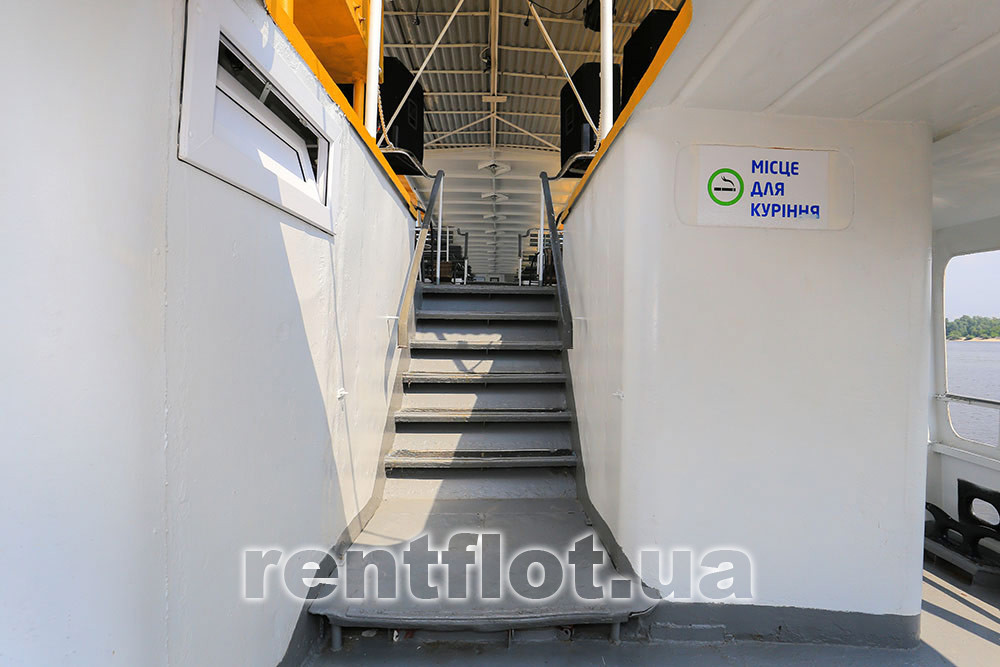 Enlarge photo of the stern of the lower deck of the ship Hoverla Aft part of the lower deck of the motor ship Hoverla