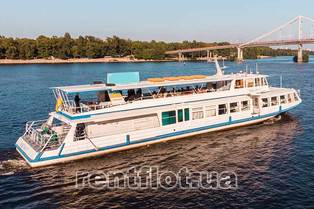 Збільшити фото прогулянки на теплоході Каштан-17 Прогулянка на теплоході Каштан-17