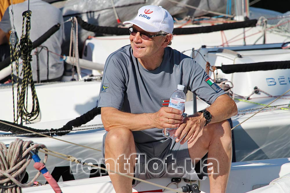 Отдых после парусной регаты на Черном море