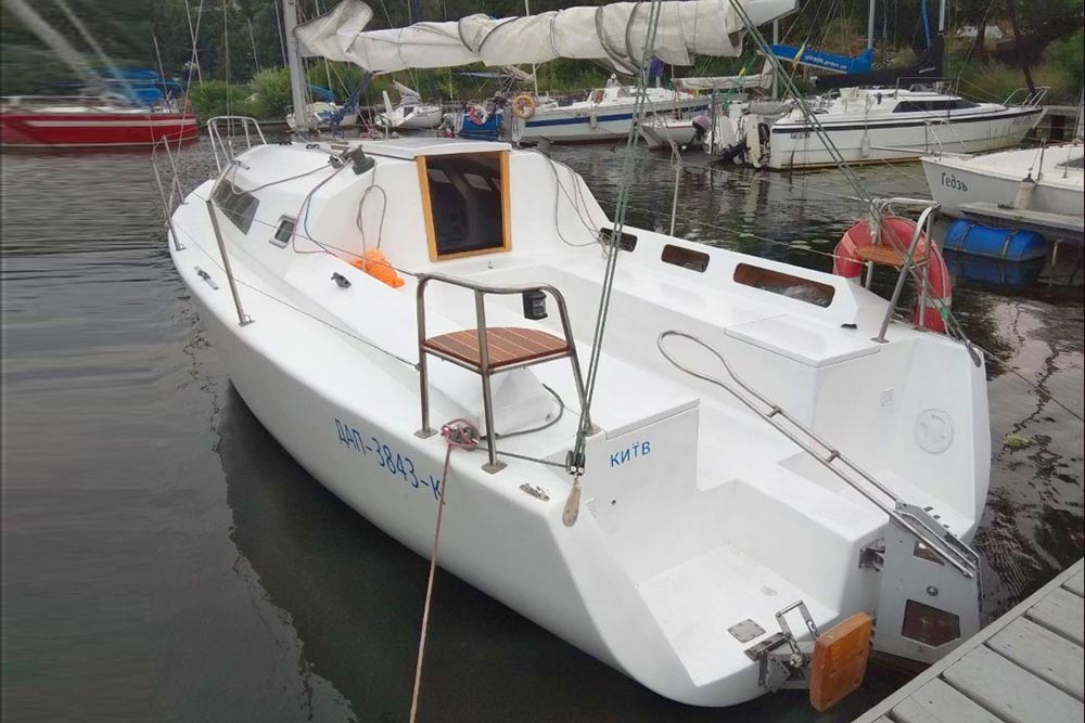 Увеличить фото парусной яхты Либерта у причала Парусная яхта Либерта у причала