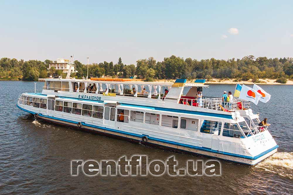 Увеличить фото корпоратива на теплоходе Радионов в Киеве Корпоратив на телпоходе Радионов в Киеве