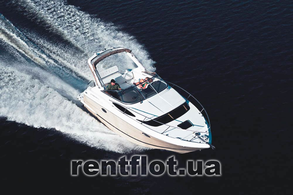 Увеличить фото моторной яхты Регал на полном ходу Моторная яхта Регал на полном ходу