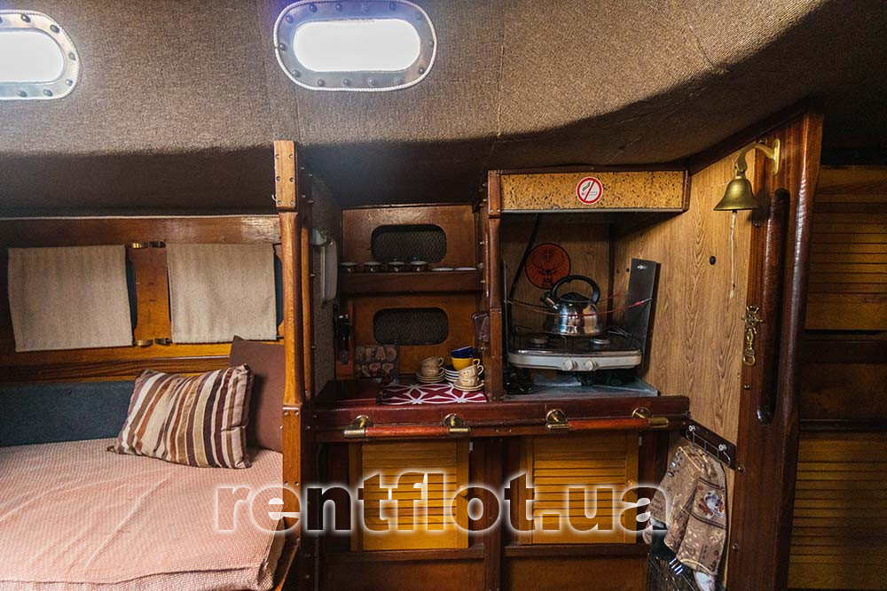 Enlarge photo of the galley of sailing yacht Rif Galley of sailing yacht Reef