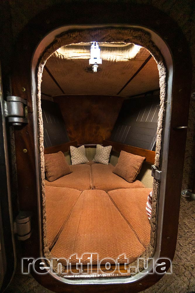 Enlarge photo of the bow cabin of sailing yacht Rif Forward cabin of sailing yacht Rif