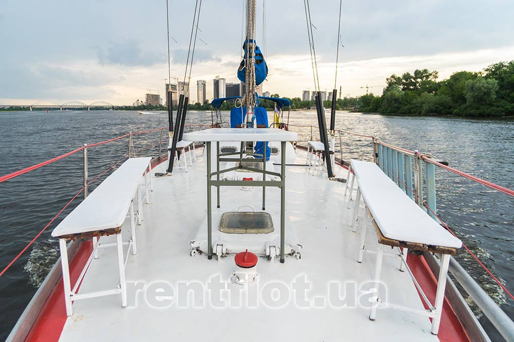 Enlarge photo of the table on the deck of sailing yacht Rif Table on the deck of sailing yacht Rif