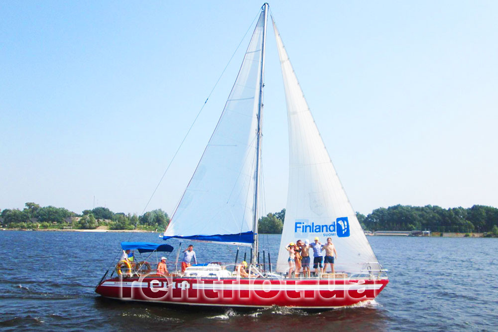Enlarge photo of the sailing yacht Rif on the Dnieper Sailing yacht Rif on the Dnipro river