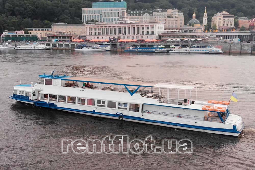 Увеличить фото теплохода Риверест-4 на ходу Теплоход Риверест-4 на ходу