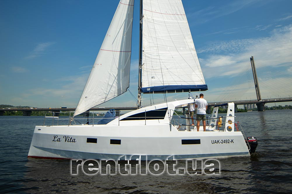 Прогулка на катамаране Ла Вита