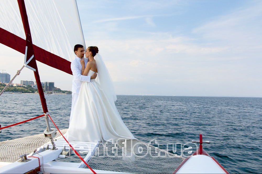 Enlarge photo of the wedding on the Sindbad catamaran Sindbad catamaran wedding