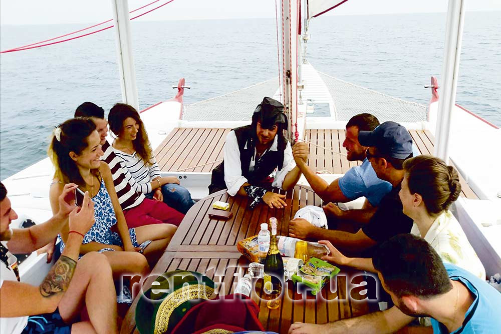 Enlarge the photo of the quest for a fun company on the Sinвbad catamaran Quest for a fun company on the Sindbad catamaran