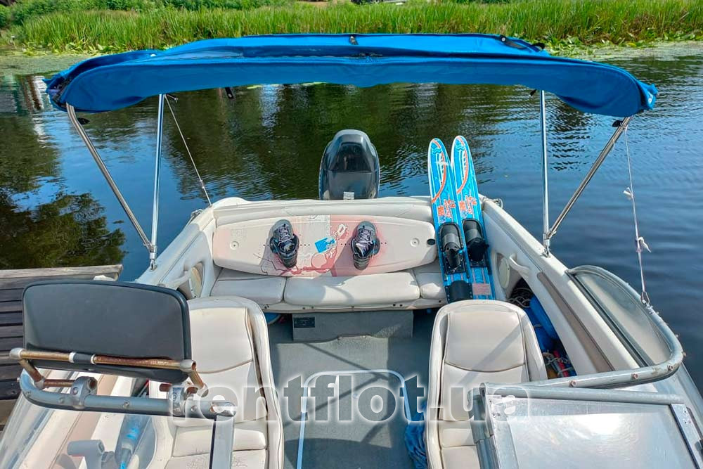 Збільшити фото вейка і водних лиж на катері Бейлайнер-180 Вейк Вейк і водні лижі на катері Бейлайнер-180 Вейк