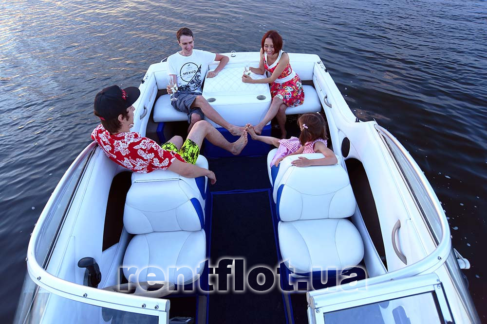 Відпочинок на катері Бейлайнер-192