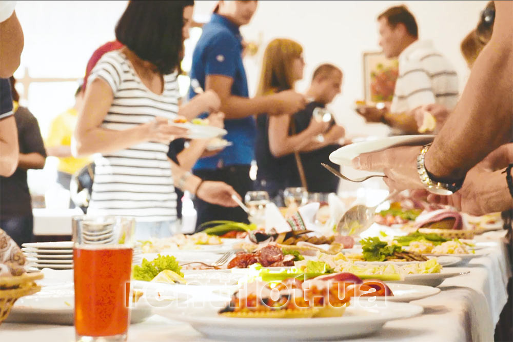 Enlarge the photo of the banquet for the participants of the corporate sailing regatta Banquet for the participants of the corporate sailing regatta