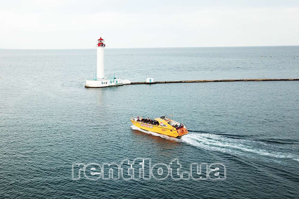 Enlarge photo of the Legend-2 launch to the sea Legend-2 boat sailing