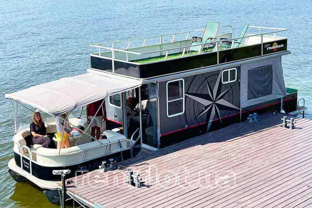 Enlarge photo Party Cruiser Barbara at the pier Party Cruiser Barbara at the pier