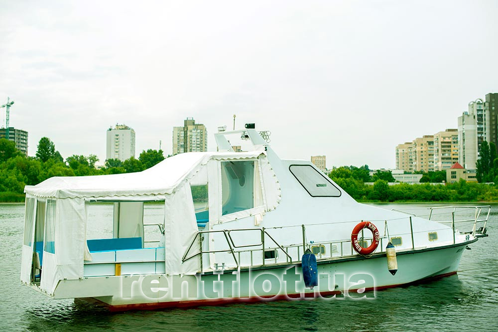 Enlarge photo of the motor ship Svoy on the background of the city Motor ship Svoy on the background of the city