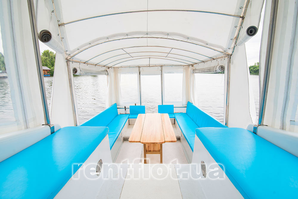 Enlarge the photo of banquet places on the motor ship Svoy Banquet places on the motor ship Svoy