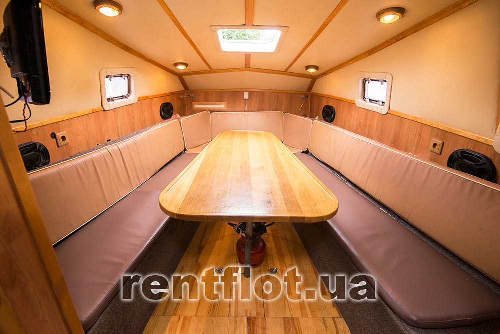 Enlarge photo of the saloon of the motor ship Svoy Saloon of the motor ship Svoy