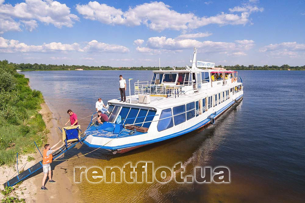 Збільшити фото теплохода Каштан-5 у зеленого острова Теплохід Каштан-5 у зеленого острова