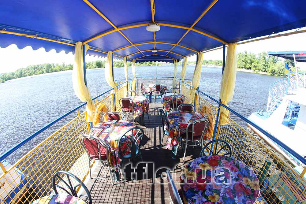 Enlarge birthday photo on the Mississippi motor ship Birthday on the Mississippi motor ship