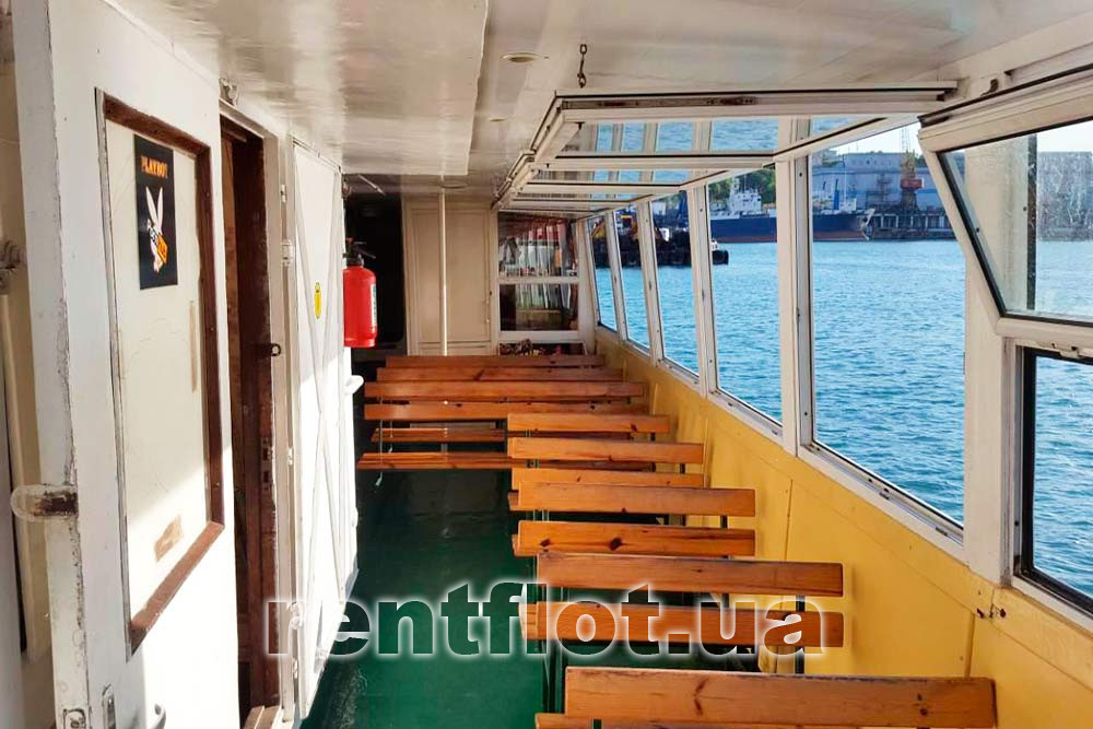 Enlarge photo of the upper deck of the motor ship Split Upper deck of motor ship Split