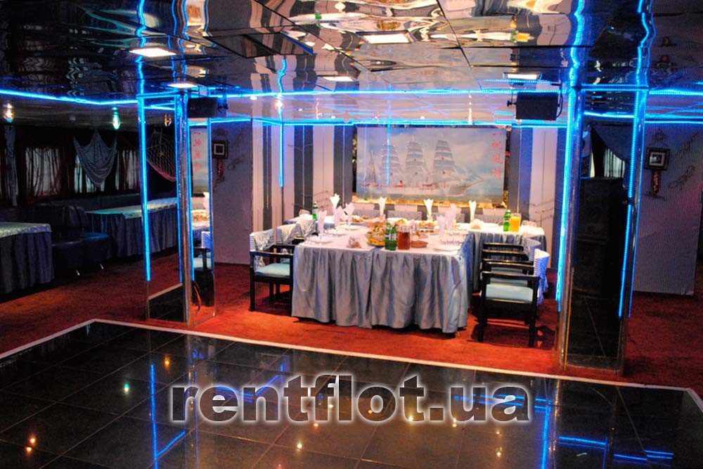 Enlarge photo of the holiday on the motor ship catamaran Khadzhibey Holiday on the motor ship catamaran Hadzhibey