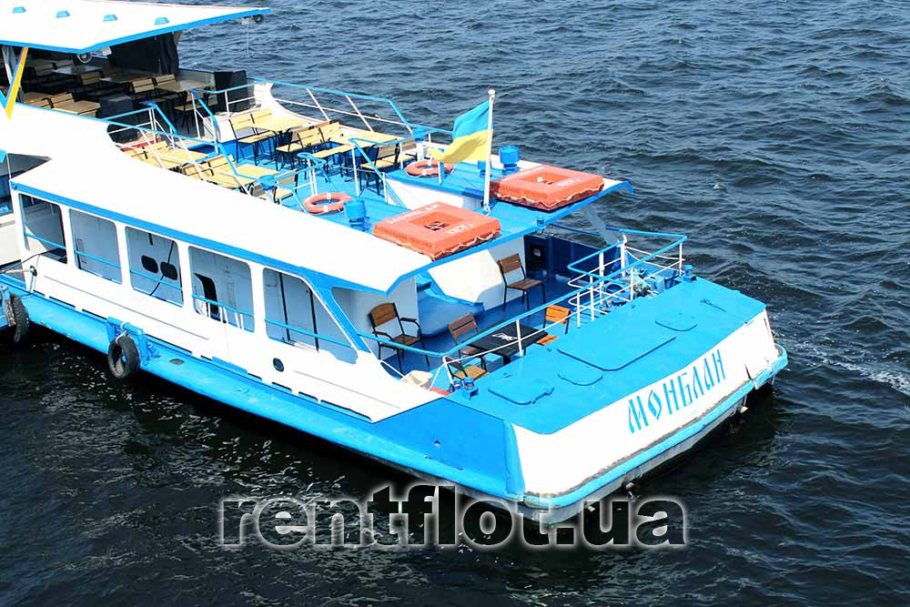 Збільшити фото корми теплоходу Монблан Корма теплоходу Монблан