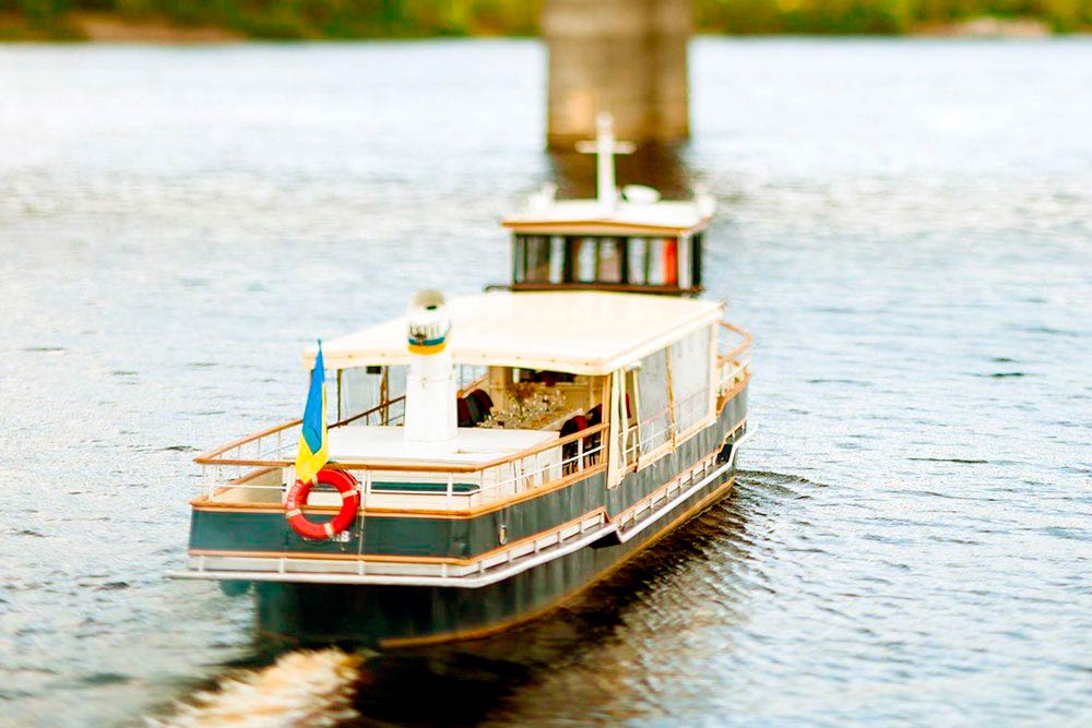 Збільшити фото свята на теплоході Мудрий Свято на теплоході Мудрий