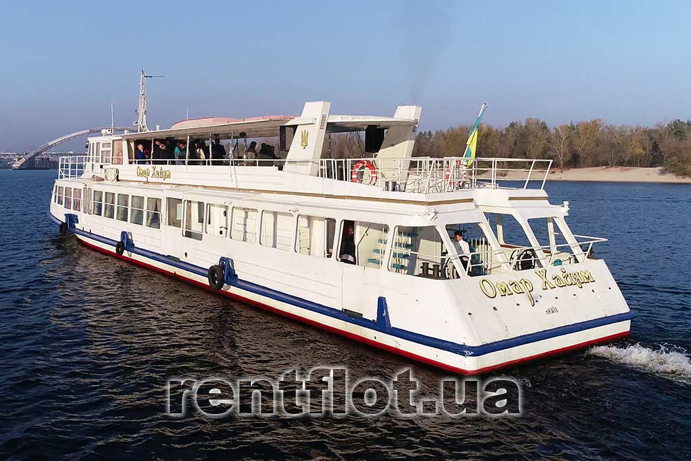 Збільшити фото корми теплохода Омар Хайям Корма теплохода Омар Хайям