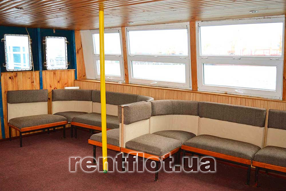 Enlarge photo of the lower deck saloon on the motor ship Valencia Salon of the lower deck of motor ship Valencia