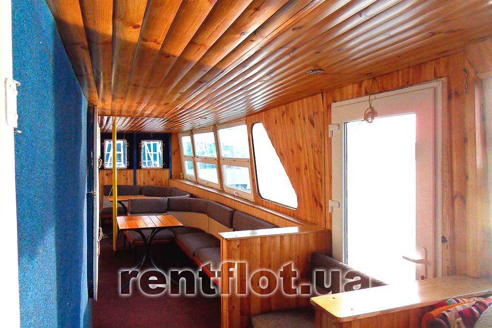 Enlarge photo of the aft saloon of motor ship Valencia Aft saloon of motor ship Valencia