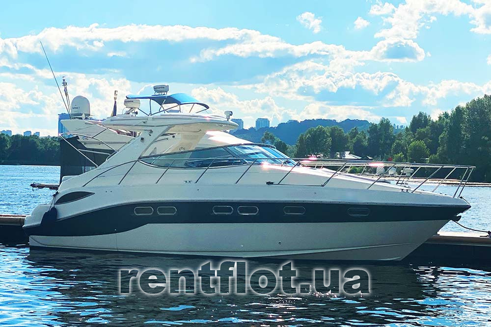 Enlarge photo of the exterior view  of motor yacht Amore Exterior view of motor yacht Amore