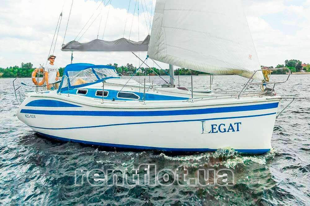 Парусная яхта Легат