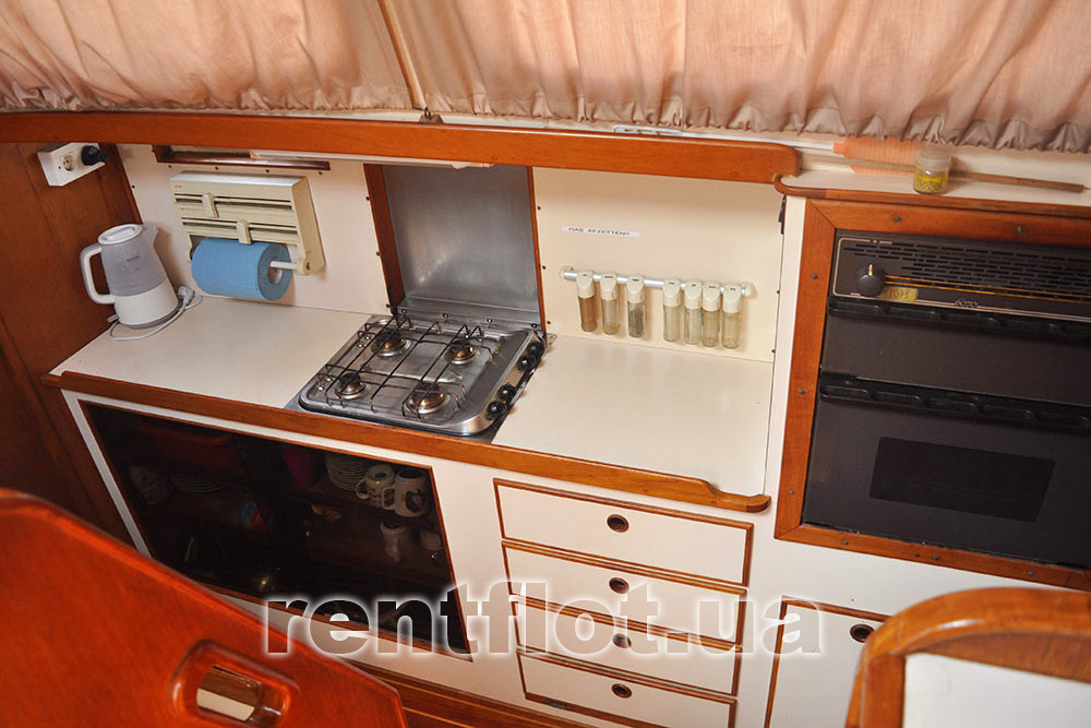 Enlarge photo of the galley of the catamaran Ocean Galley of the catamaran Ocean