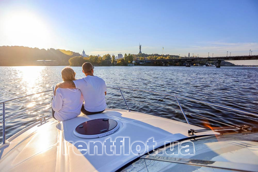 Enlarge sunset photo on motor yacht Bavaria Sprakling Yacht Sunset on motor yacht Bavaria Sparkling Yacht