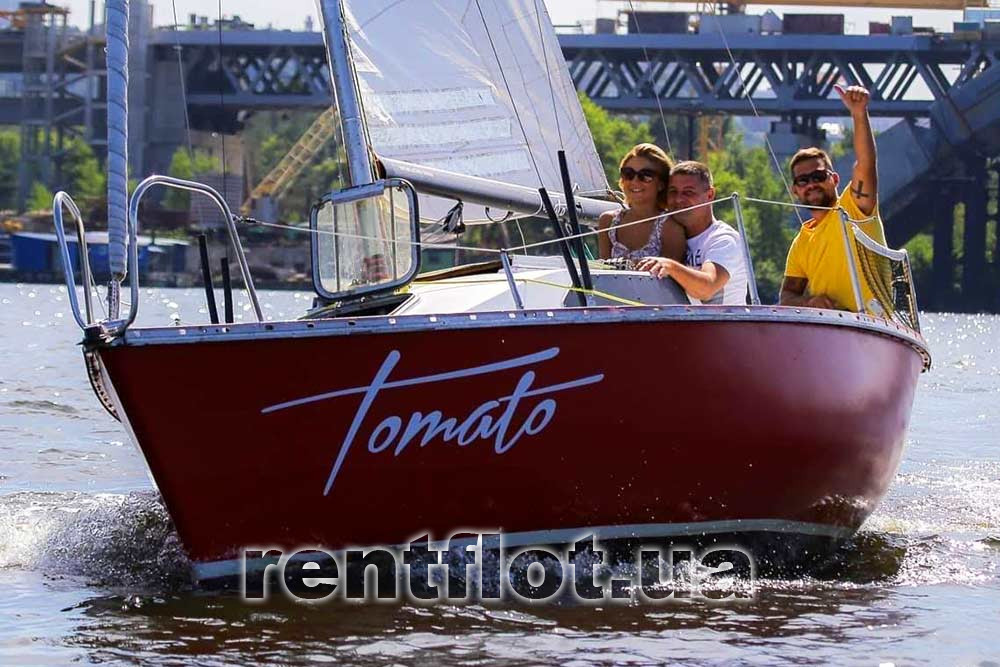 Увеличить фото романтической прогулки на парусной яхте Томато Романтическая прогулка на парусной яхте Томато