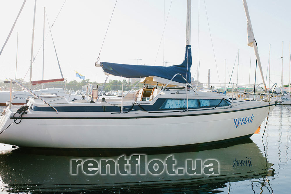 Правий борт парусної яхти Чумак