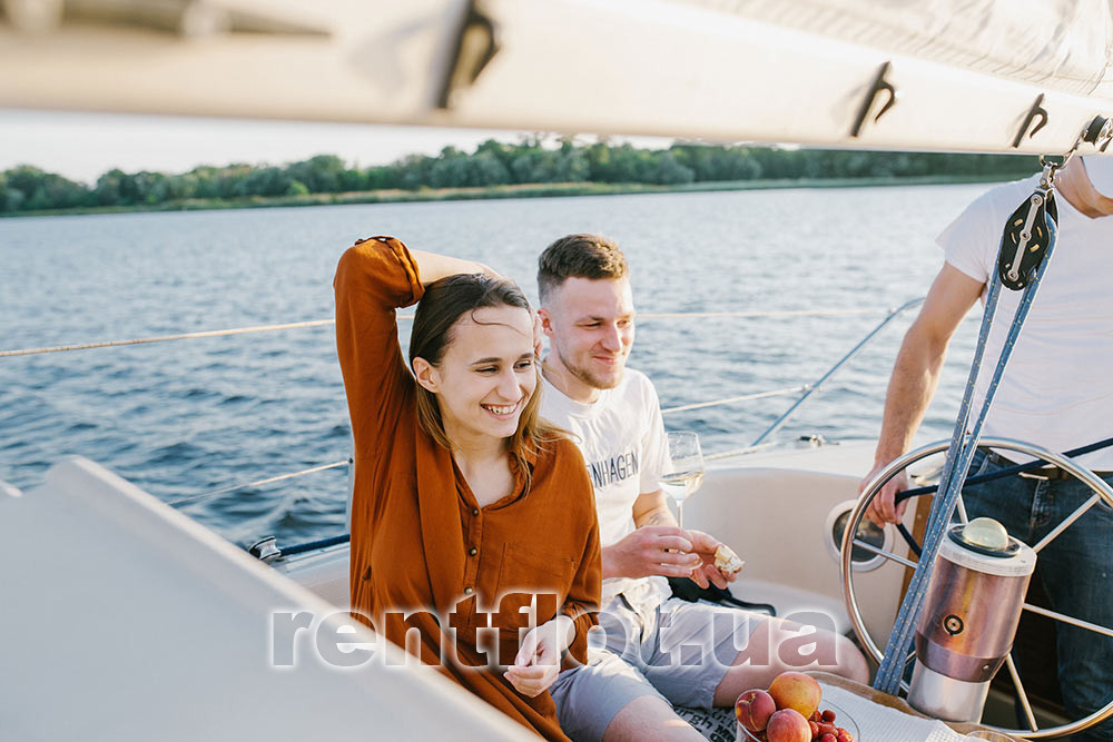 Гості на яхті Чумак