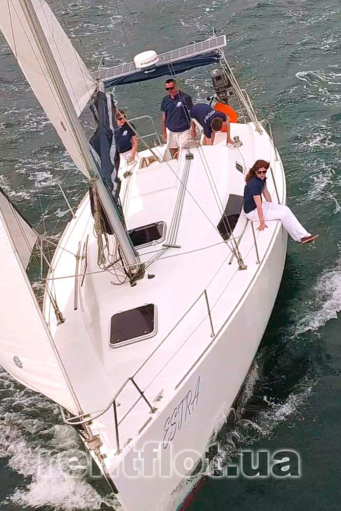 Enlarge photo of a sailing trip on sailing yacht Estra Boat trip on sailing yacht Estra