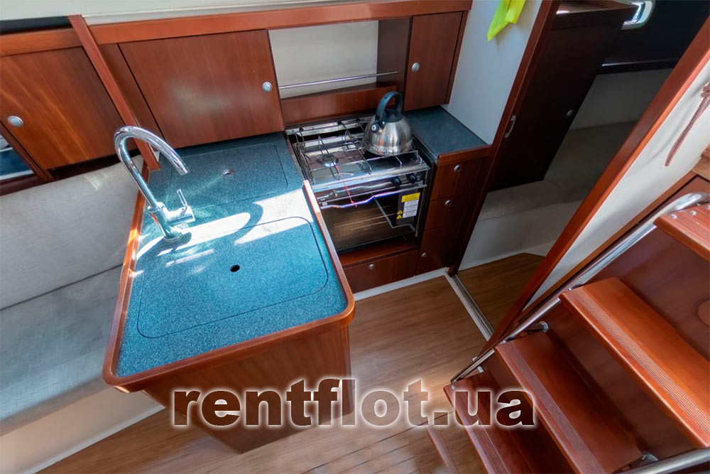 Увеличить фото камбуза парусной яхты Хансе-320 Сорри Камбуз парусной яхты Хансе-320 Сорри