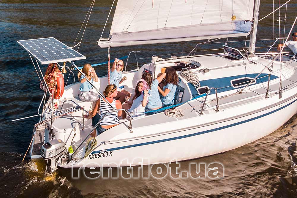 Збільшити фото дівич-вечора на парусній яхті Янмор Дівич-вечір на парусній яхті Янмор