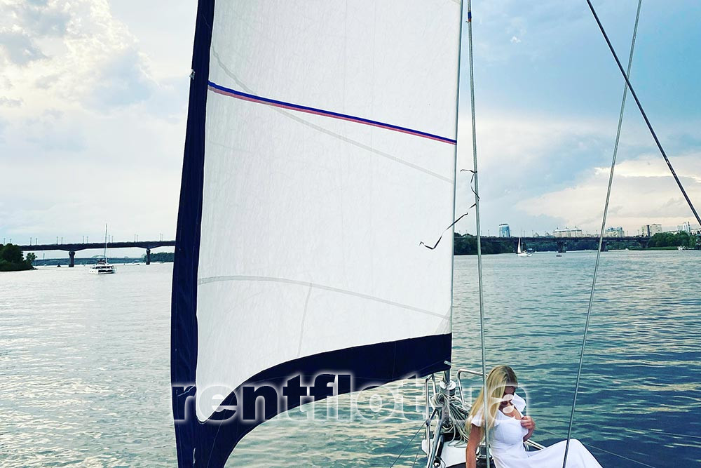 Enlarge photo of sailing on a yacht Miami Sailing on a Miami yacht